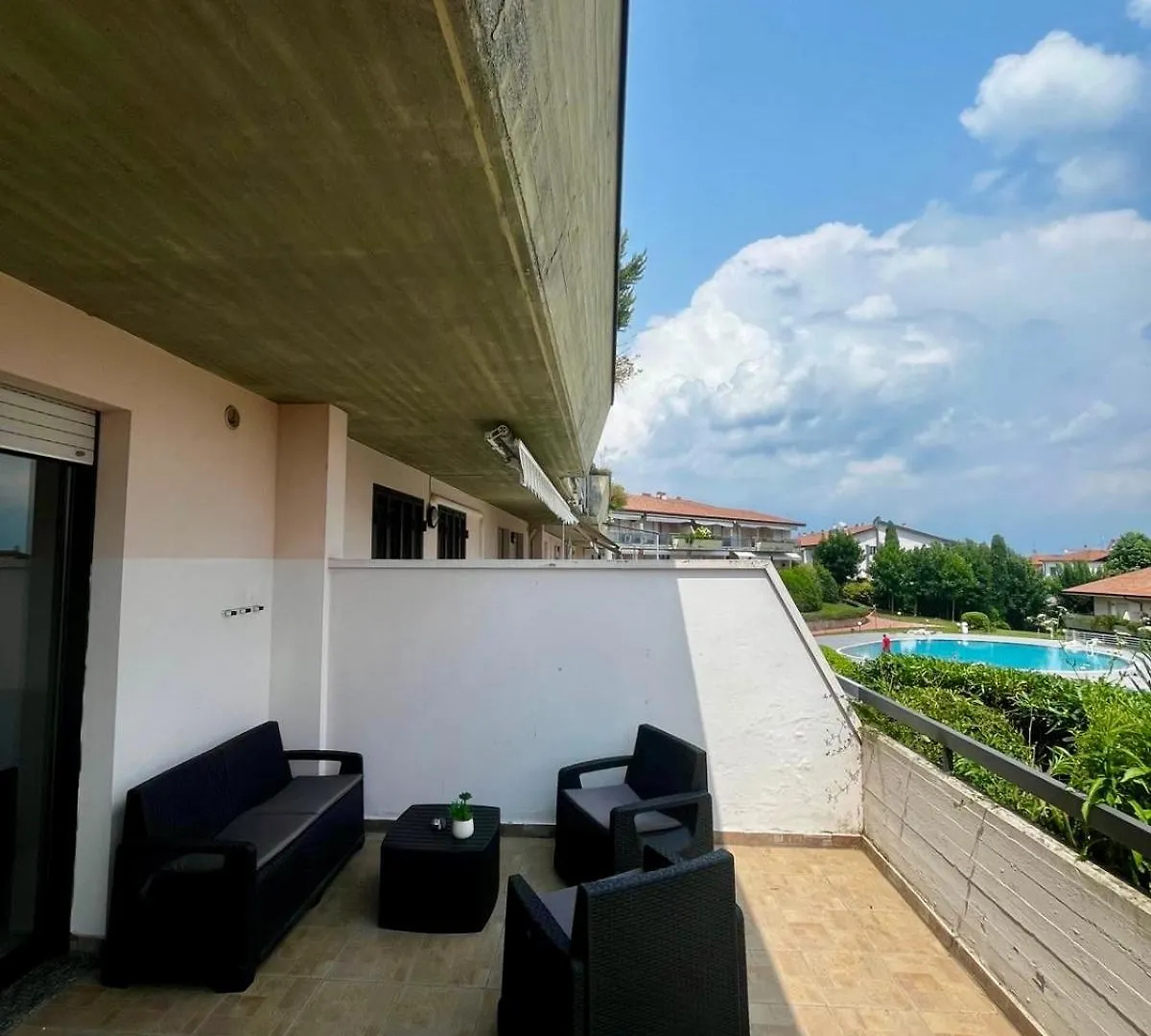 Kristall Lago Pool View By Almanova Residenze Desenzano del Garda 0*,